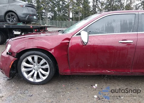 2017 Chrysler 300C z USA, uszkodzony, nr VIN 2C3CCAEG7HH544894